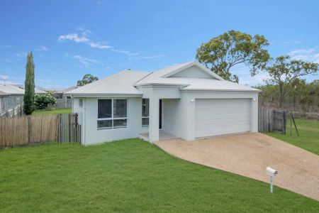 28 Lashmar Street, Deeragun. - Photo 3