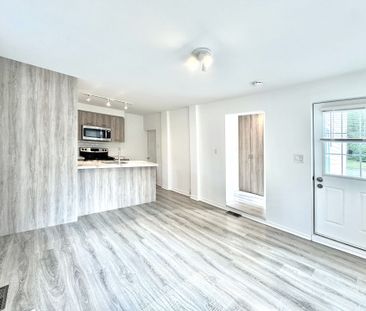 For Lease - 469 Queen Street Unit# A, Newmarket, Ontario - Photo 3