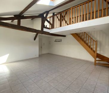 Location Appartement 2 pièces 65m² - Photo 2