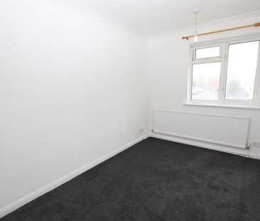 2 bedroom Maisonette to let - Photo 1