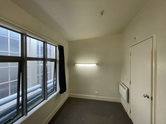 A one bedroom available in CBD - Photo 1