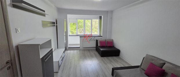 Inchiriere apartament 2 camere Teiul Doamnei - Photo 1