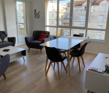 Location Appartement 4 pièces Meublé 11m² NANTES 44300 - Photo 2