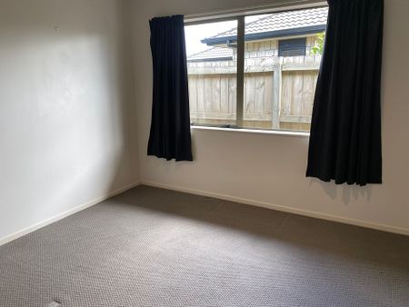 Family Home Papamoa - Photo 5