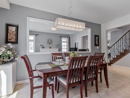 For Lease - 1 Juglans Crescent, Whitchurch-Stouffville, Ontario - Photo 4