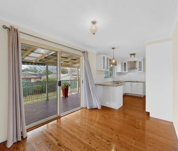10 Shiraz Place, Eschol Park NSW 2558 - House For Rent | Domain - Photo 5
