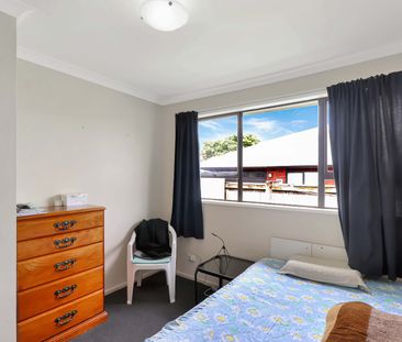 Home in Trentham - Photo 3
