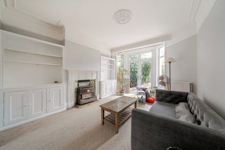 Cricklade Avenue, London, SW2 - Photo 4