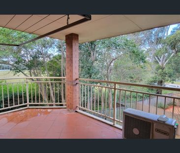 Oversized Apartment with Swimming Pool/Tennis Court in the Block - Photo 5