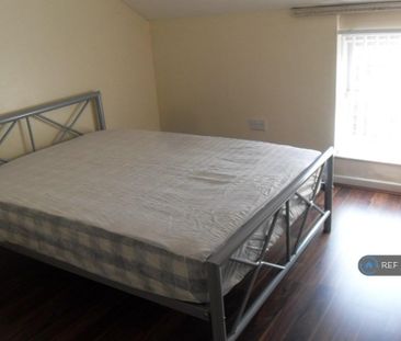 4 bedroom terraced house to rent - Photo 6