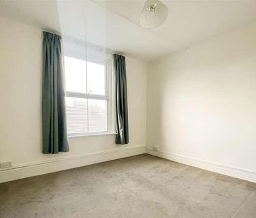 Nelson Road, Salisbury, SP1 - Photo 2