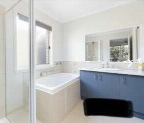 Pakenham - Photo 4