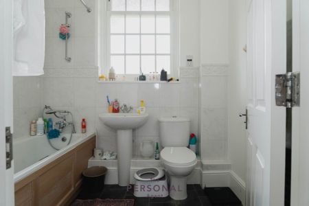 Eastman Way, Epsom - Photo 4