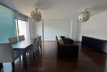 Apartamento T1 Duplex Edifício Mirador - Aveiro.