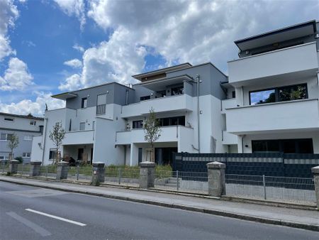 Exklusive Erdgeschoss Wohnung mit Terrasse - Foto 5