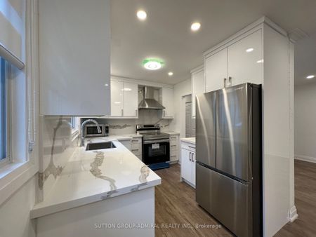 For Lease - 7 Resolution Crescent, Toronto, Ontario - Photo 5