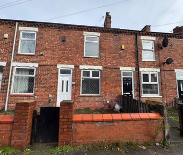 2 Bedroom Terraced House - Photo 3