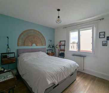 COURBEVOIE - Photo 1