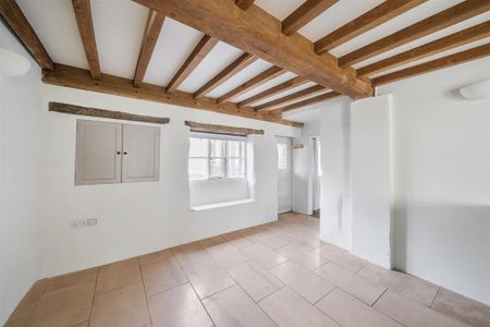 3 bedroom cottage to rent - Photo 2