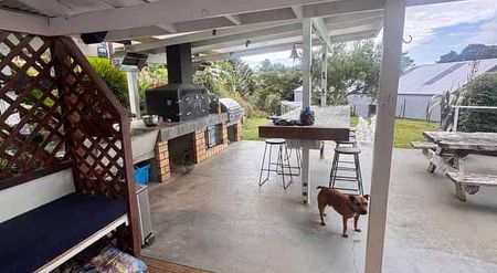 Ultimate Fully Furnished Family Home, harbourviews - Photo 3