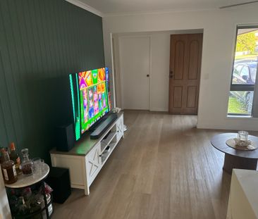 Albany Creek - Photo 2