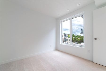 For Lease - 1095 Cooke Boulevard Unit# 23, Burlington, Ontario - Photo 5