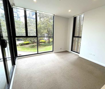 104/5 Maple Tree Road Westmead - Photo 2