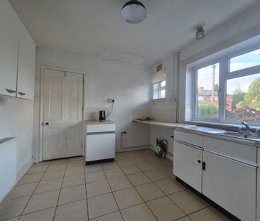 Grove Road, Wollescote, Stourbridge, DY9 - Photo 6