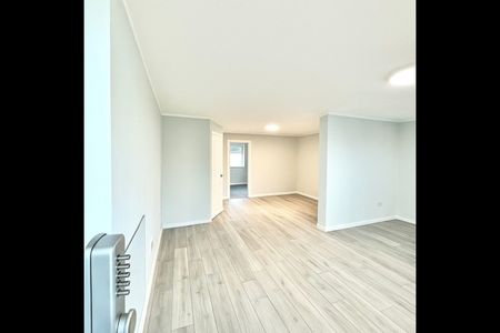 Studio Flat, Park Road, N18 - Photo 2