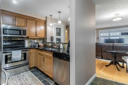 Modern Elegance And Urban Convenience: 2 Bed, 2 Bath Condo At The Adora - Photo 3