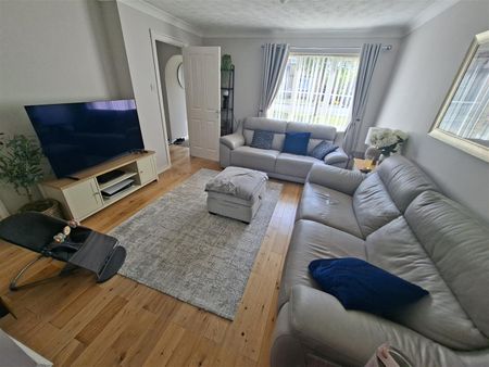 Acorn Grove, Pontprennau, Cardiff - Photo 2