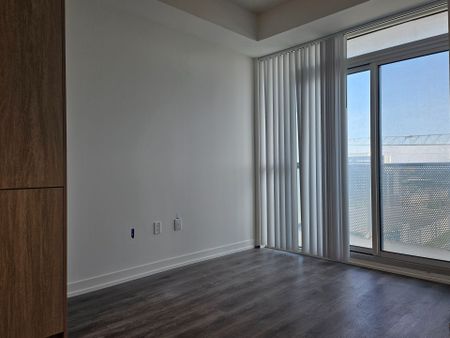 For Lease - 28 Interchange Way Unit# 1611, Vaughan, Ontario - Photo 5