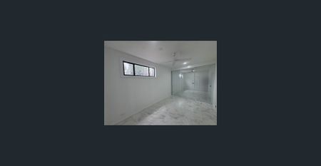 Modern 3 Bedroom Granny Flat - Photo 2