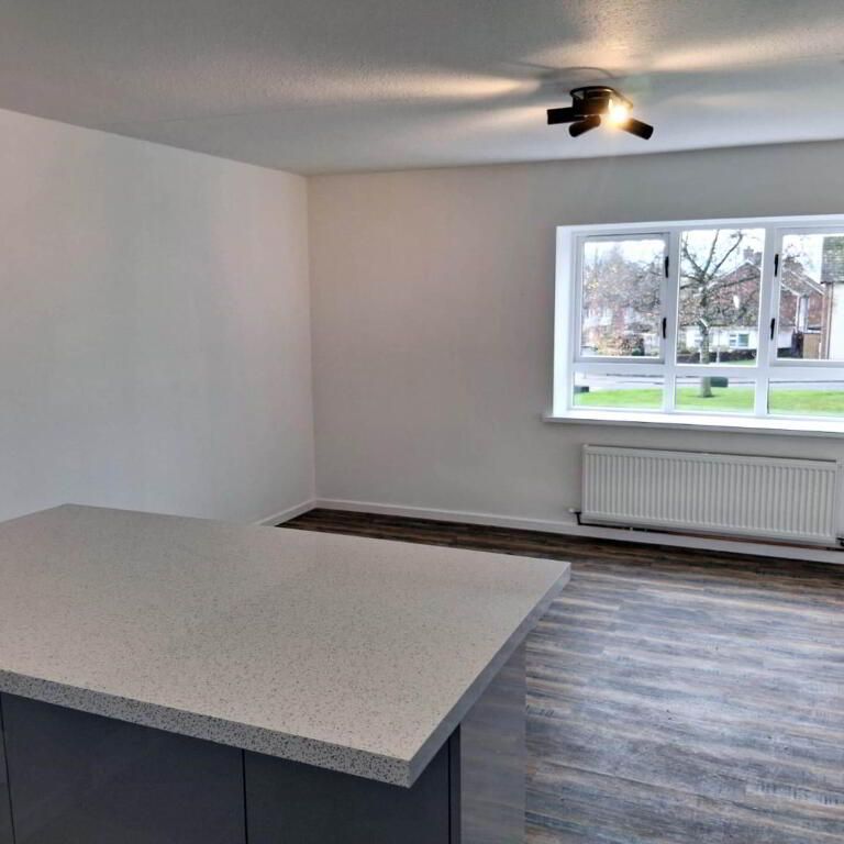 97 Hawthorn Way, Ballyclare, BT39 9EN - Photo 1