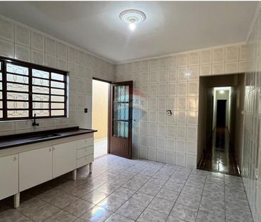 CASA PARA LOCACAO NO VILA CRISTINA COM 4 QUARTOS - Foto 1