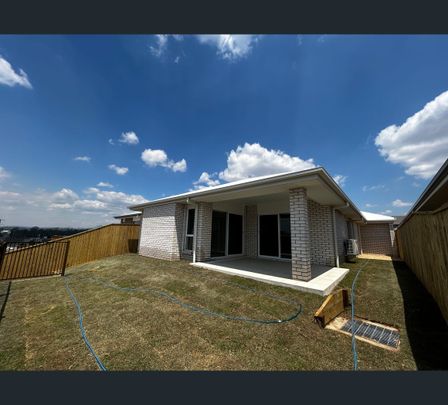 17 Horizon Street, Ripley, Qld 4306 - Photo 1