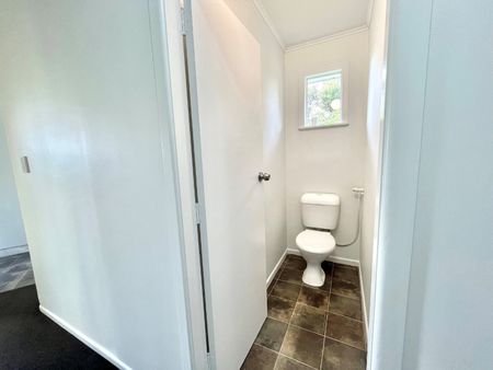 26 Ronald Place, Manurewa, Auckland - Photo 3