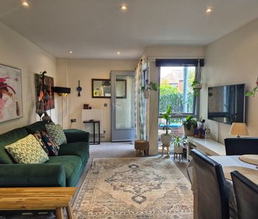 2 Bed Flat, Goldsmith Close, HA2 - Photo 2