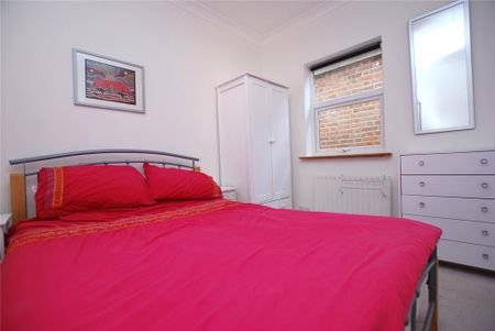 3 bedroom detached house to rent - Photo 3