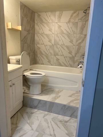 For Lease - 30 West Street Unit# Lower, East Gwillimbury, Ontario - Photo 3