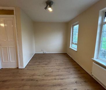 4 bedroom terraced house to rent - Photo 1