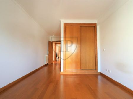 2 bedroom luxury Flat for rent in Estoril (Estoril), Cascais e Estoril, Cascais, Lisbon - Photo 2