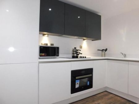 1 bedroom flat to rent - Photo 4