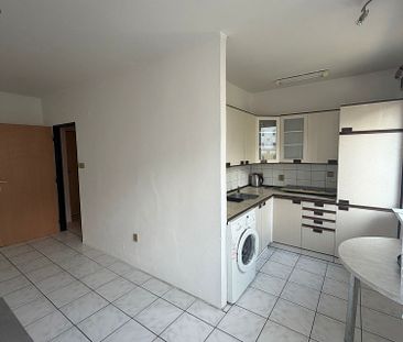 Pronájem bytu 1+kk 28 m² - Photo 1