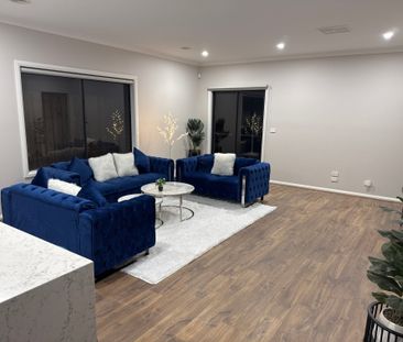 Wyndham Vale - Photo 1