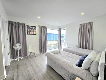 Butchers Road, London - Photo 5