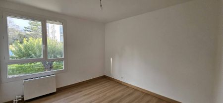 Location appartement 4 pièces 77 m² à Privas (07000) - Photo 3