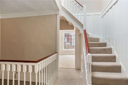 Townhouse in the heart of Kingsgate Village. - Photo 3