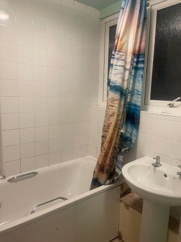 2 Bed Maisonette, Lulworth Court, N1 - Photo 5