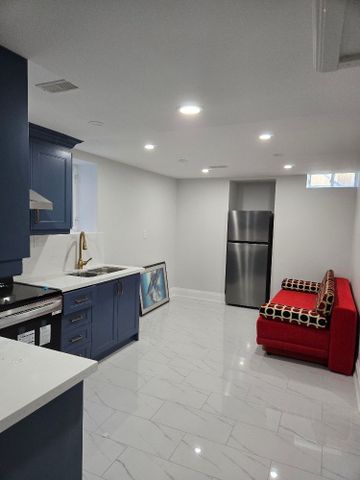 For Lease - 1136 Enchanted Crescent Unit# Basement, Pickering, Ontario - Photo 2